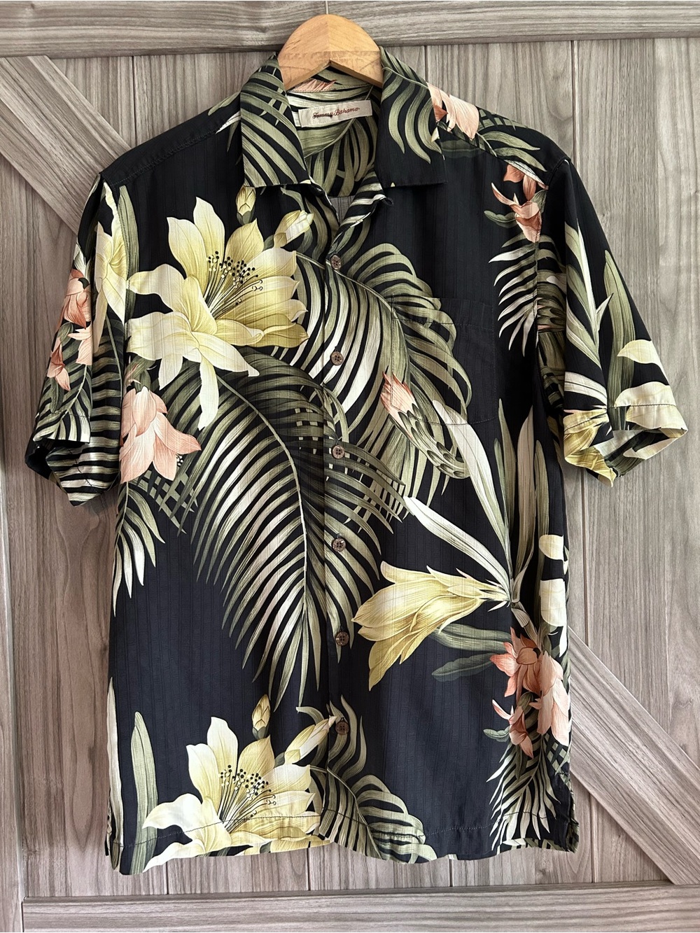 Tommy Bahama Vintage "Jungle Botanica" 100% Silk Camp Shirt - Small